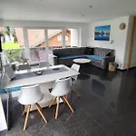 Bella Vista - 85 M2 Mit Ueberdachtem Parkplatz Und Aussenstellplatz - Bergblick Daire