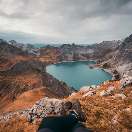 Bella Vista - 85 M2 Mit Ueberdachtem Parkplatz Und Aussenstellplatz - Bergblick * Bürs