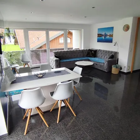 Bella Vista - 85 M2 Mit Ueberdachtem Parkplatz Und Aussenstellplatz - Bergblick Apartmán