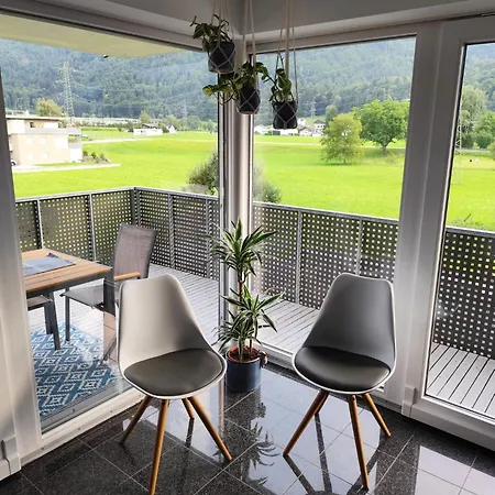 Bella Vista - 85 M2 Mit Ueberdachtem Parkplatz Und Aussenstellplatz - Bergblick