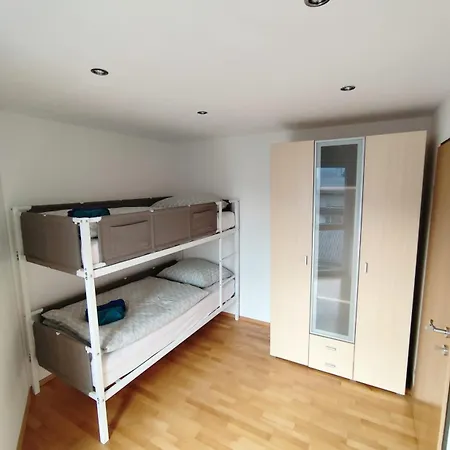 Bella Vista - 85 M2 Mit Ueberdachtem Parkplatz Und Aussenstellplatz - Bergblick