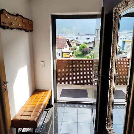 Bella Vista - 85 M2 Mit Ueberdachtem Parkplatz Und Aussenstellplatz - Bergblick Apartmán